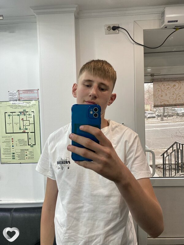Ульян, 18, Улан-Удэ — анкета №3165671