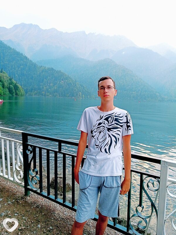 Влад, 24, Серове — анкета №3165699