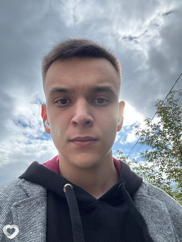 Анатолий, 24, Белогорске — анкета №3165866