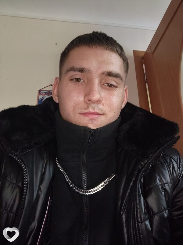 Лёша, 20, Новочеркасске — анкета №3166389