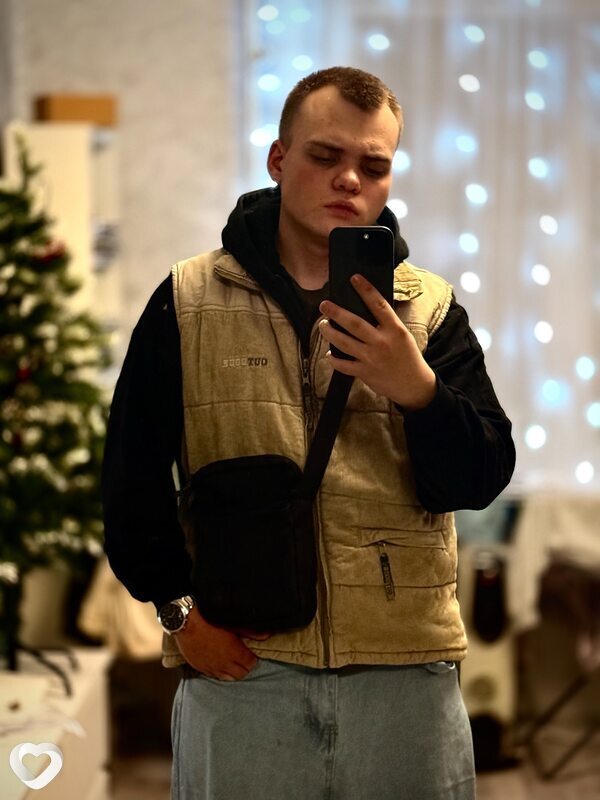 Александр, 22, Санкт-Петербурге — анкета №3166405