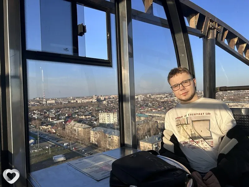 Михаил, 21, Барнауле — анкета №3166710