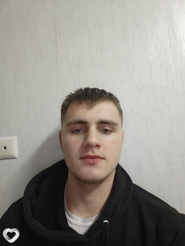 Анатолий, 19, Минске — анкета №3167858