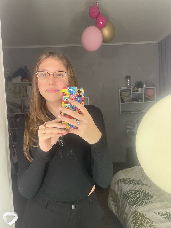 Юлия, 18, Саратове — анкета №3169412