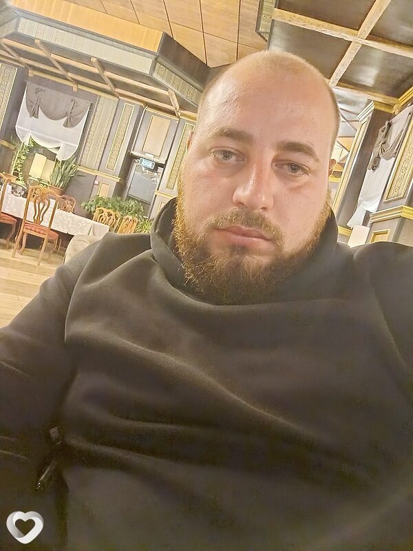Кирилл, 27, Батайске — анкета №3170131