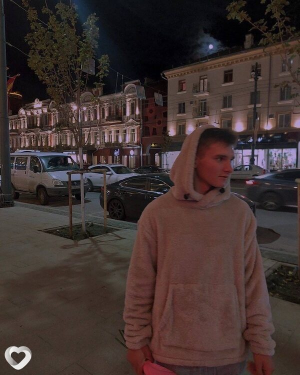 Даниил, 22, Валуйках — анкета №3169963