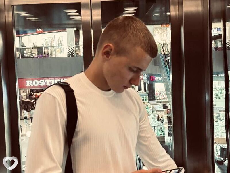 Кирилл, 19, Домодедово — анкета №3170267