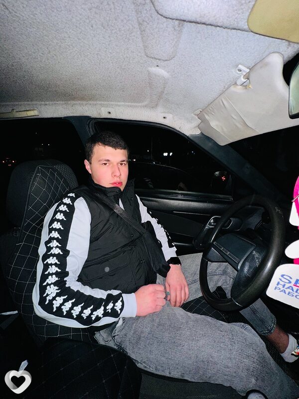 Виталий, 25, Армавире — анкета №3171459