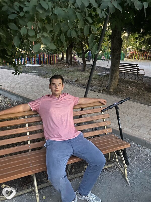 Платон, 19, Симферополе — анкета №3171944