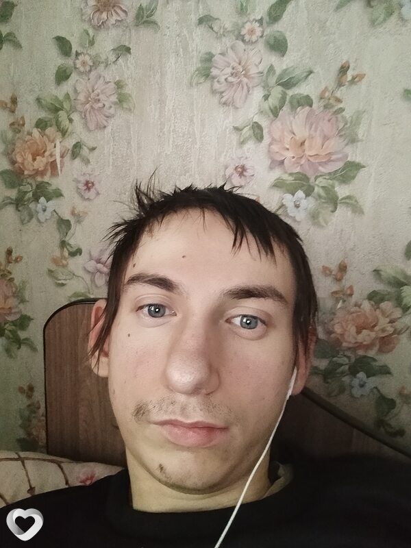 Максим, 22, Березниках — анкета №3172277