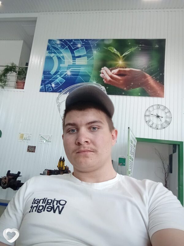 Андрей, 21, Кореновске — анкета №3173149
