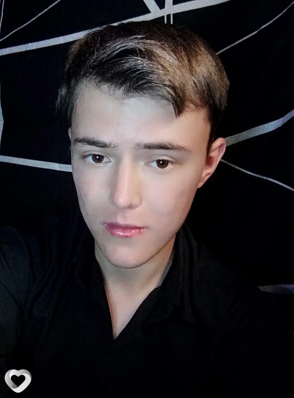 Виталик, 21, Ангарске — анкета №3173574