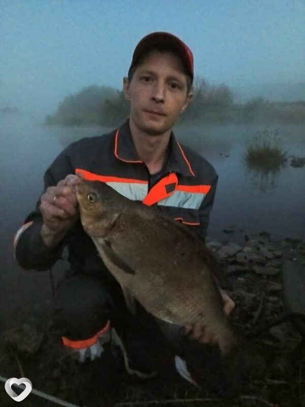 Алексей, 28, Алапаевске — анкета №3174358