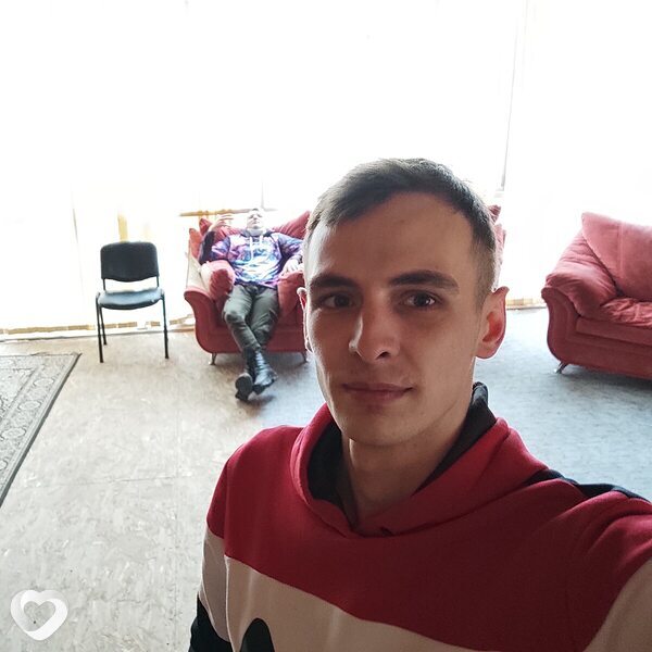 Олег, 28, Луганске — анкета №3174182