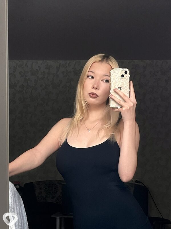 Карина, 20, Новосибирске — анкета №3174335