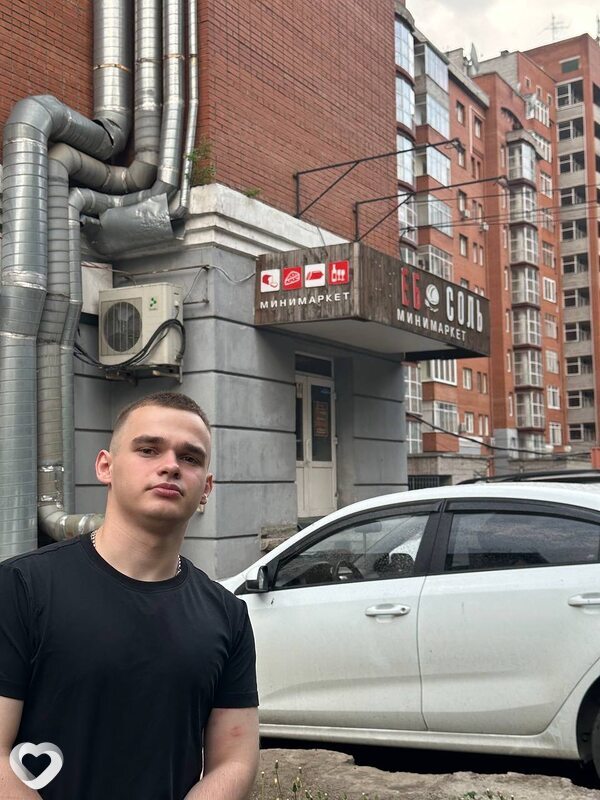 Денис, 20, Красноярске — анкета №3174478