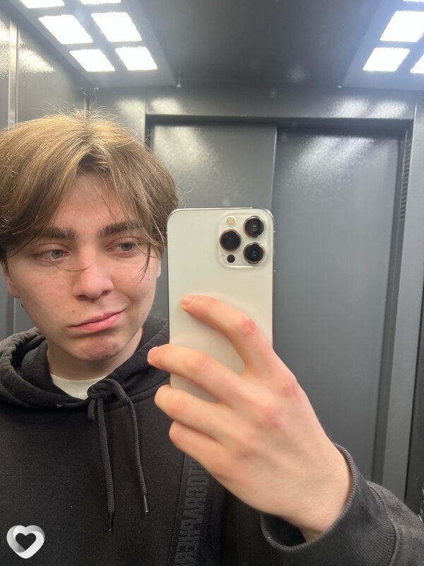 Паша, 24, Москве — анкета №3174627