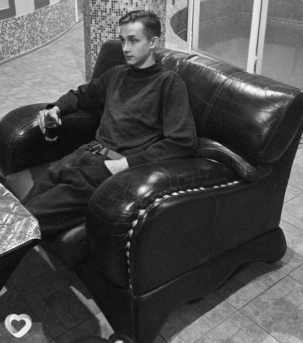 Анатолий, 21, Хабаровске — анкета №3175647