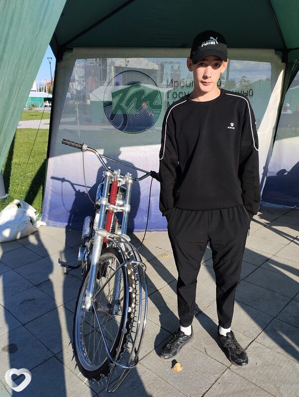 Дмитрий, 21, Ирбите — анкета №3175770
