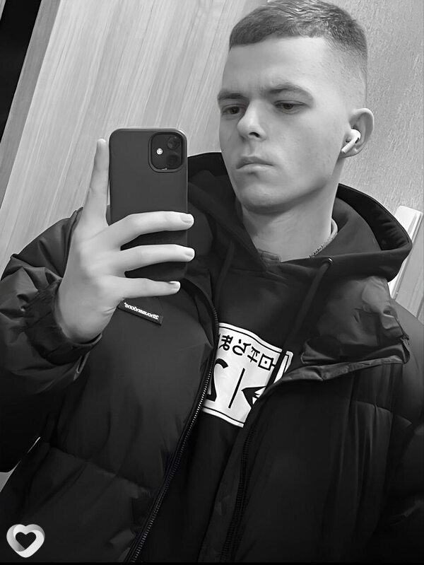 Иван, 22, Москве — анкета №3178024