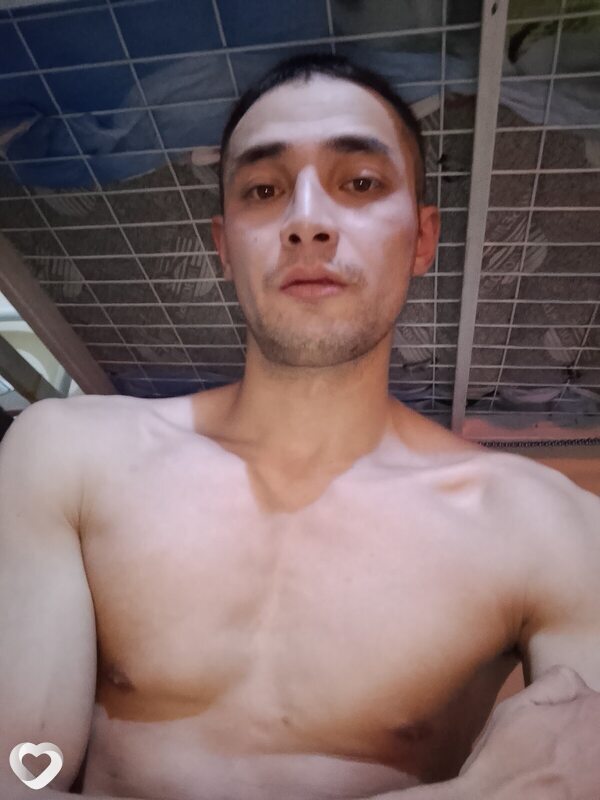 Михаил, 30, Красноярске — анкета №3177570