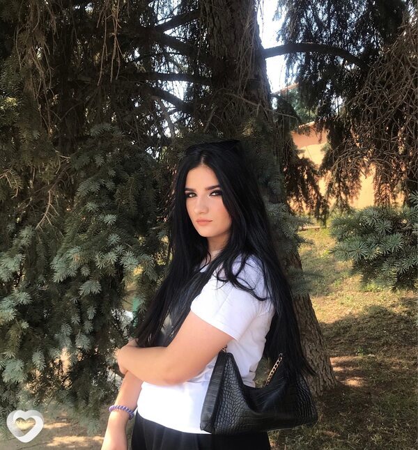 Алина, 22, Саратове — анкета №3177578