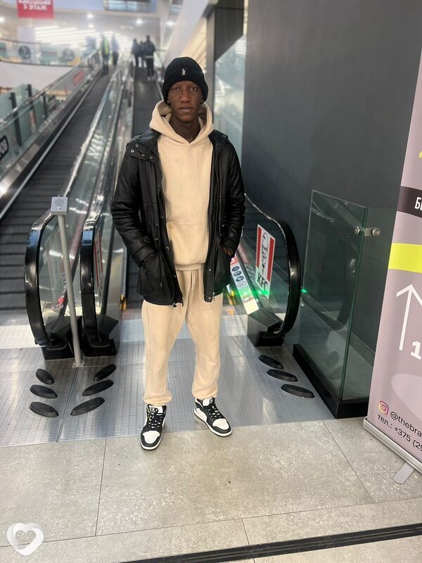 Bubacarr, 25, Минске — анкета №3179568