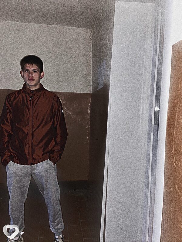 Yaroslav, 19, Москве — анкета №3180367