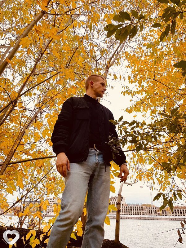 Артём, 26, Санкт-Петербурге — анкета №3181066