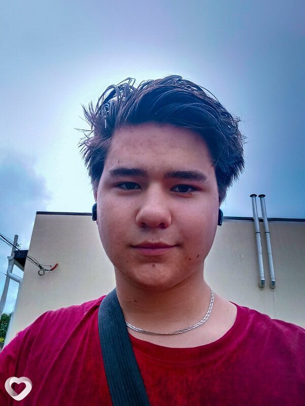 Денис, 21, Екатеринбурге — анкета №3181287