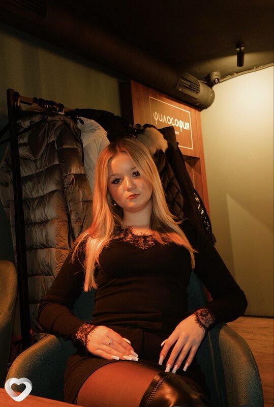 Юлиана, 20, Сергиеве Посаде — анкета №3181814