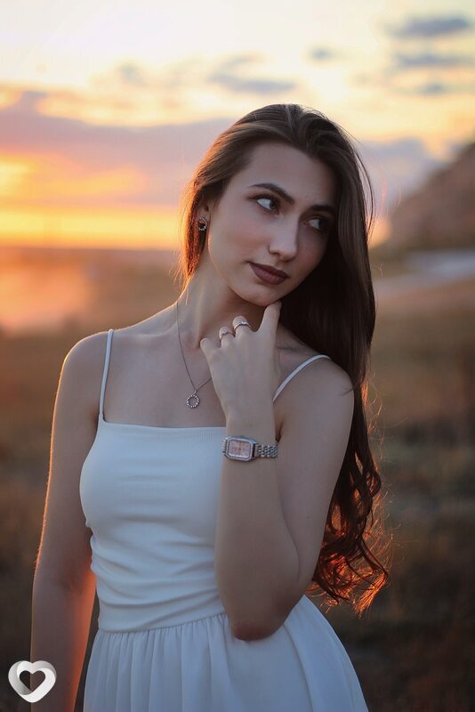Елизавета, 20, Барнауле — анкета №3182039