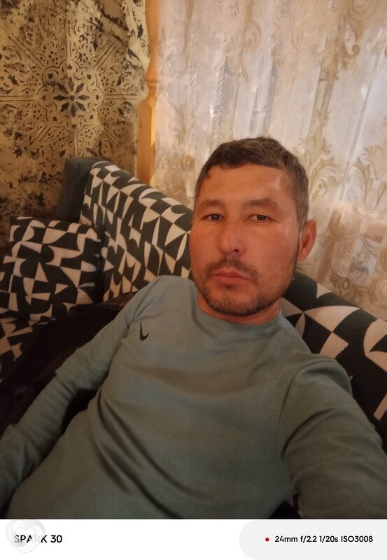 Комил, Санкт-Петербург