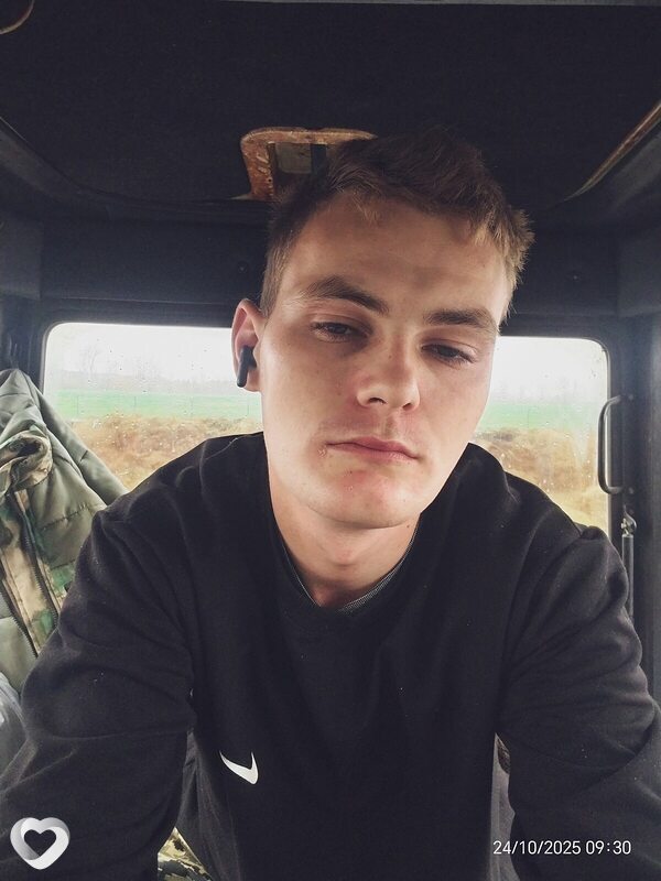 Иван, 23, Дрогичине — анкета №3182375