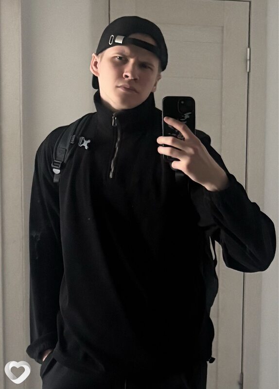 Александр, 22, Калининграде — анкета №3182570