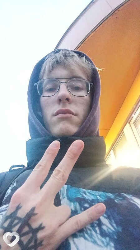 Алексей, 19, Кемерове — анкета №3182546