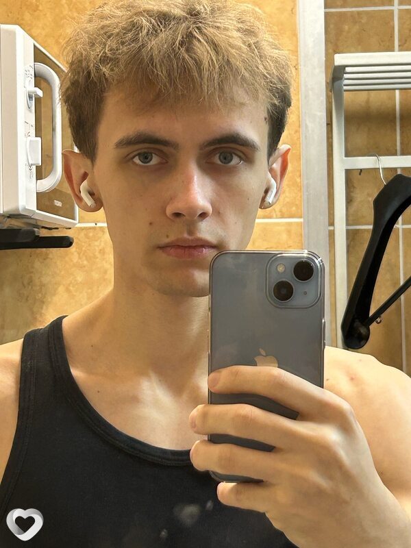 Алексей, 21, Минске — анкета №3182750