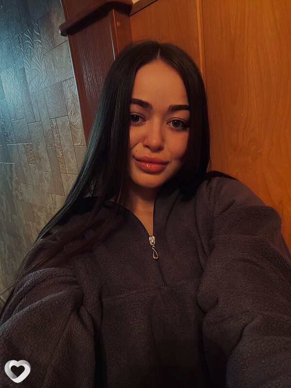 Алена, 24, Комсомольске-на-Амуре — анкета №3183241