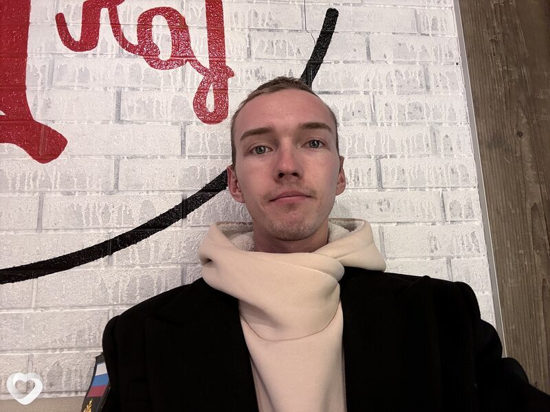 Павел, 21, Красноярске — анкета №3183366