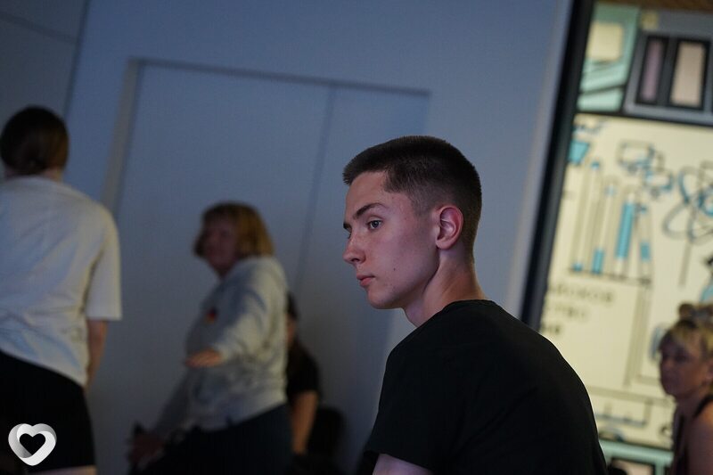 Богдан, 21, Луганске — анкета №3183812