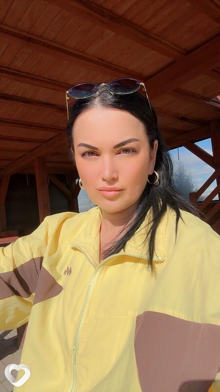 Alla, Бытом