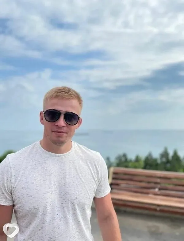 Антон, 35, Бийске — анкета №3185031