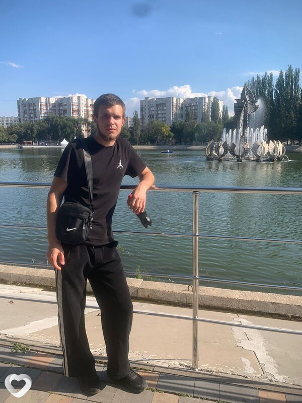 Иван, 21, Радужный (Ханты-Мансийский) — анкета №3185237
