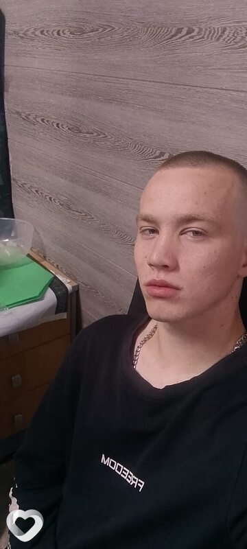 Максим, 20, Тюмени — анкета №3185191