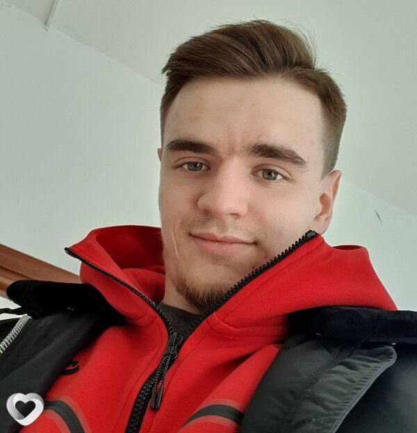 Кирилл, 25, Магнитогорске — анкета №3185554