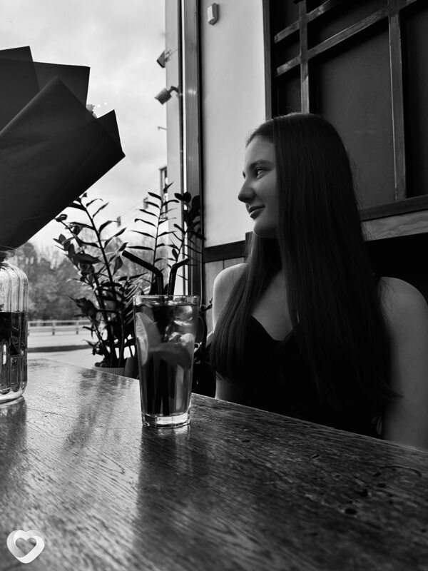 Анюта, 19, Москве — анкета №3185649