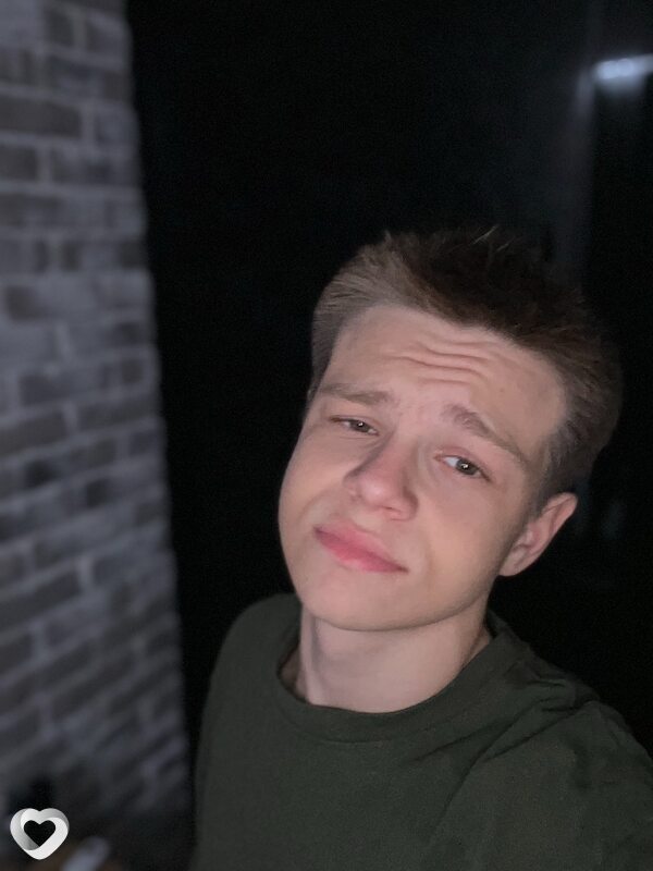 Глеб, 18, Москве — анкета №3185708