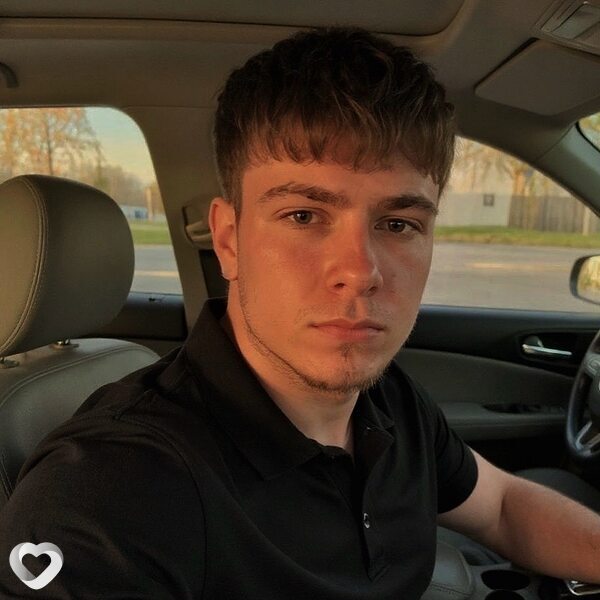 Максим, 19, Костроме — анкета №3185785