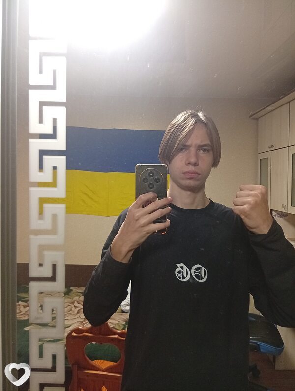 Егор, 18, Днепр — анкета №3186331