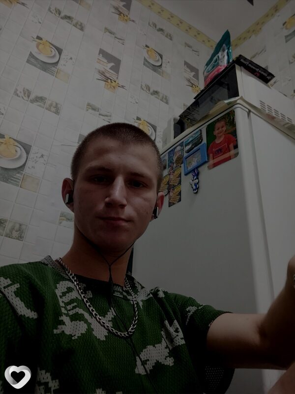 Алексей, 19, Ангарске — анкета №3186480